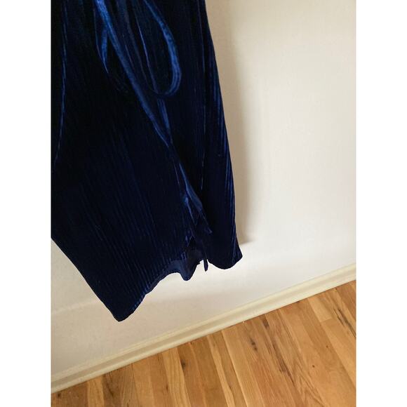 Revolve Privacy Please Low Cut Velvet Midi Dress Purple Size XS NEW - Picture 6 of 7